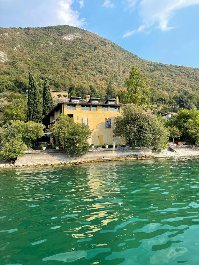 L'Oleandro Sul Lago D'Iseo B&B Sulzano Eksteriør billede